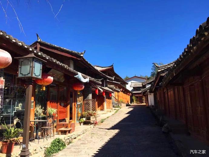 夏季服装店
